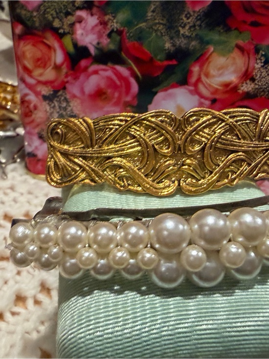 Jewelry - Vintage Hair Barettes